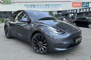Внедорожник / Кроссовер Tesla Model Y 2021 в 