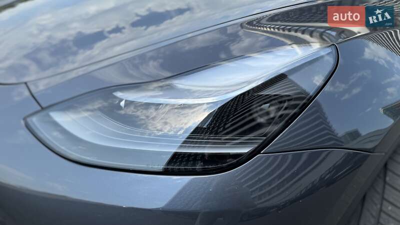 Внедорожник / Кроссовер Tesla Model Y 2021 в Киеве