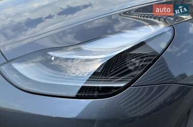 Внедорожник / Кроссовер Tesla Model Y 2021 в 