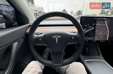 Внедорожник / Кроссовер Tesla Model Y 2021 в 