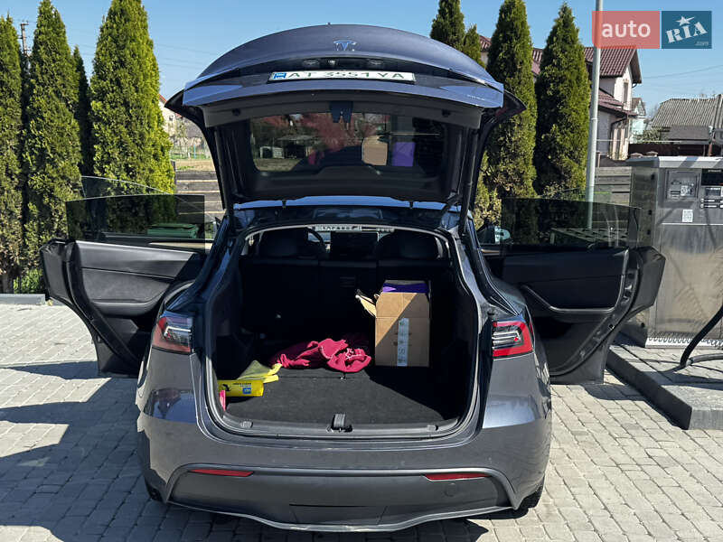 Внедорожник / Кроссовер Tesla Model Y 2022 в Ивано-Франковске