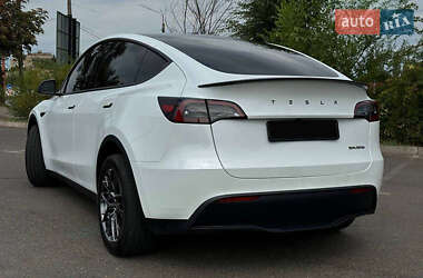 Внедорожник / Кроссовер Tesla Model Y 2023 в 