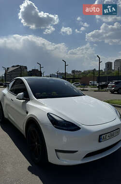 Внедорожник / Кроссовер Tesla Model Y 2021 в 