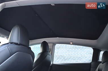 Позашляховик / Кросовер Tesla Model Y 2021 в 