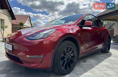 Позашляховик / Кросовер Tesla Model Y 2024 в 