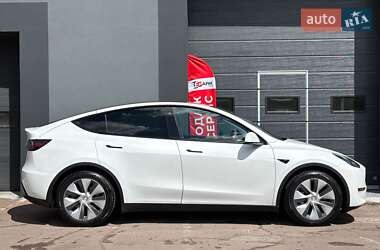 Внедорожник / Кроссовер Tesla Model Y 2022 в 