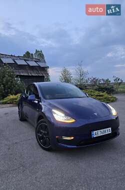Внедорожник / Кроссовер Tesla Model Y 2023 в 