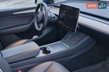 Внедорожник / Кроссовер Tesla Model Y 2023 в 