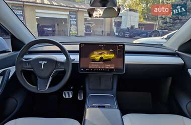 Позашляховик / Кросовер Tesla Model Y 2022 в 