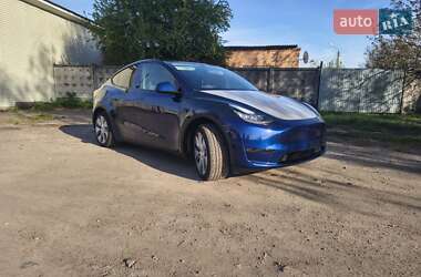 Внедорожник / Кроссовер Tesla Model Y 2022 в 