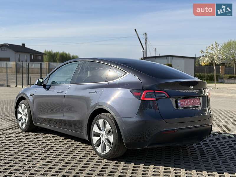Внедорожник / Кроссовер Tesla Model Y 2020 в Луцке