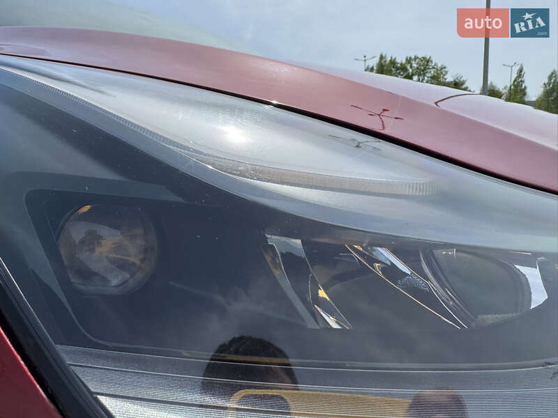 Позашляховик / Кросовер Tesla Model Y 2021 в Києві