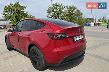 Внедорожник / Кроссовер Tesla Model Y 2021 в 