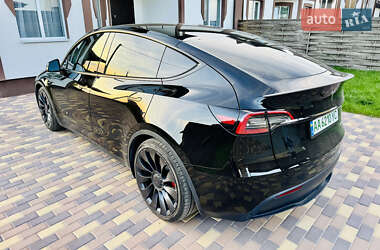Внедорожник / Кроссовер Tesla Model Y 2023 в 