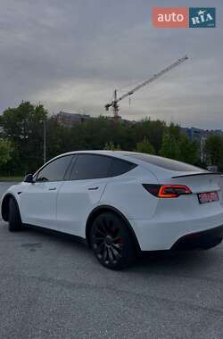 Позашляховик / Кросовер Tesla Model Y 2021 в 