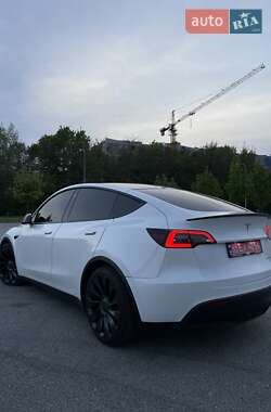 Позашляховик / Кросовер Tesla Model Y 2021 в 