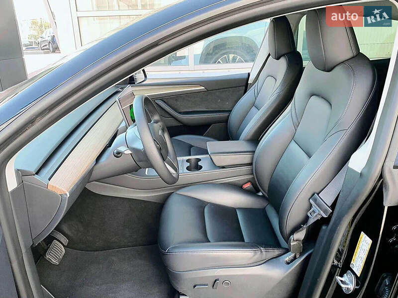 Внедорожник / Кроссовер Tesla Model Y 2023 в Одессе