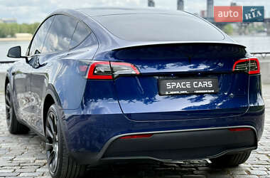 Внедорожник / Кроссовер Tesla Model Y 2023 в 