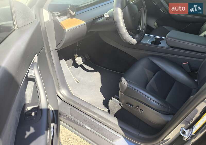Позашляховик / Кросовер Tesla Model Y 2022 в Ізмаїлі