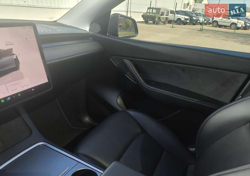 Позашляховик / Кросовер Tesla Model Y 2022 в Ізмаїлі