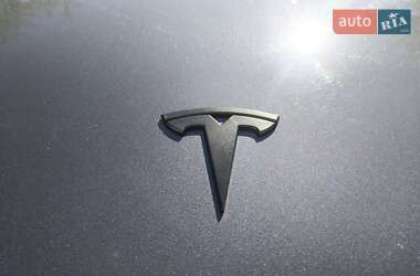 Внедорожник / Кроссовер Tesla Model Y 2022 в 
