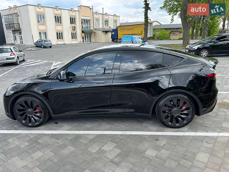 Внедорожник / Кроссовер Tesla Model Y 2022 в Виннице