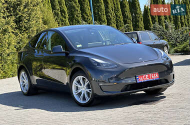 Позашляховик / Кросовер Tesla Model Y 2024 в Львові
