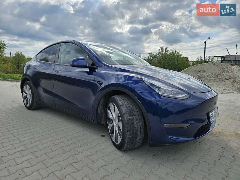 Внедорожник / Кроссовер Tesla Model Y 2022 в Львове