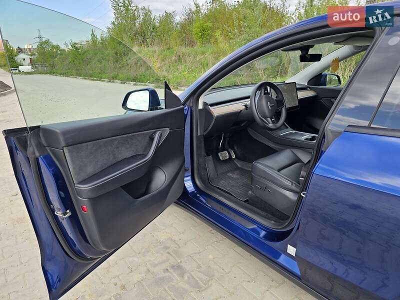 Позашляховик / Кросовер Tesla Model Y 2022 в Львові фото 2 Позашляховик / Кросовер Tesla Model Y 2022 в Львові