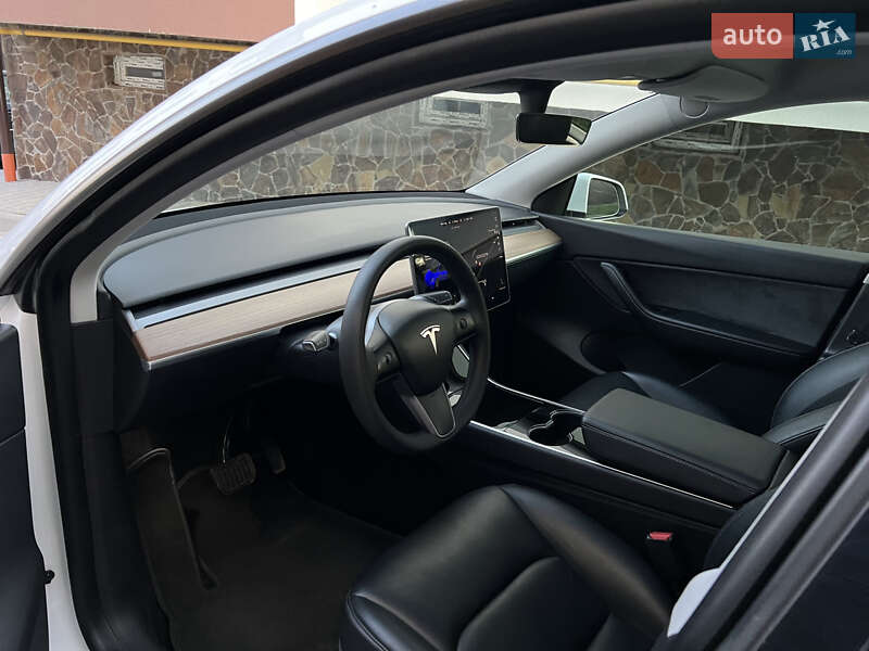 Позашляховик / Кросовер Tesla Model Y 2020 в Львові фото 27 Позашляховик / Кросовер Tesla Model Y 2020 в Львові