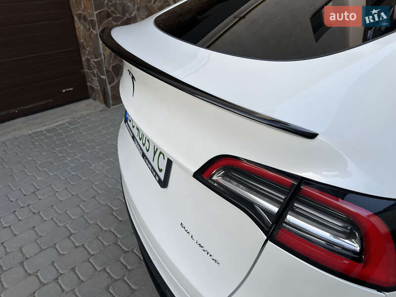 Внедорожник / Кроссовер Tesla Model Y 2020 в Львове