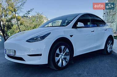 Внедорожник / Кроссовер Tesla Model Y 2022 в 