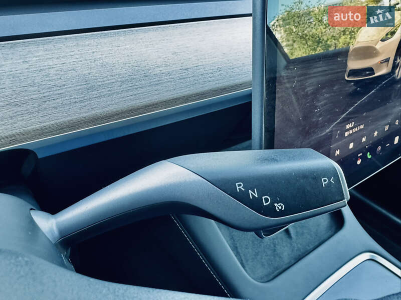 Позашляховик / Кросовер Tesla Model Y 2022 в Львові