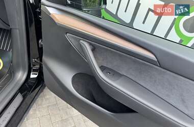 Внедорожник / Кроссовер Tesla Model Y 2023 в 