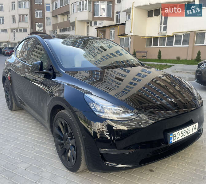 Позашляховик / Кросовер Tesla Model Y 2022 в Тернополі