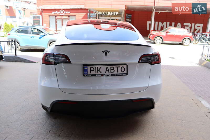 Позашляховик / Кросовер Tesla Model Y 2023 в Львові