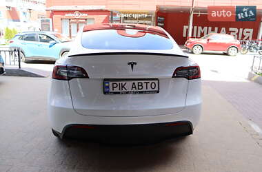 Внедорожник / Кроссовер Tesla Model Y 2023 в 