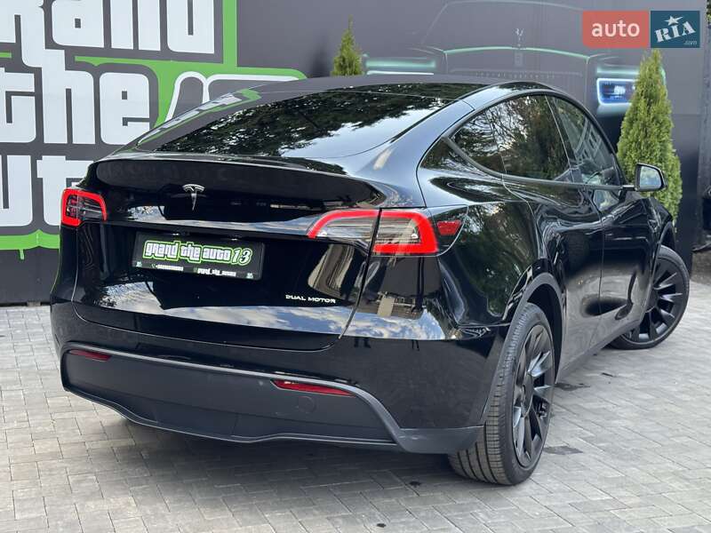 Внедорожник / Кроссовер Tesla Model Y 2023 в Киеве