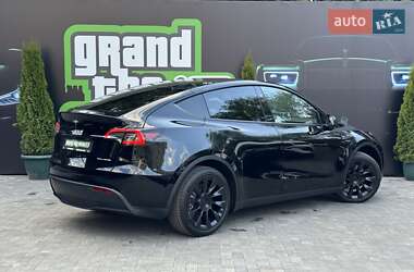 Внедорожник / Кроссовер Tesla Model Y 2023 в 