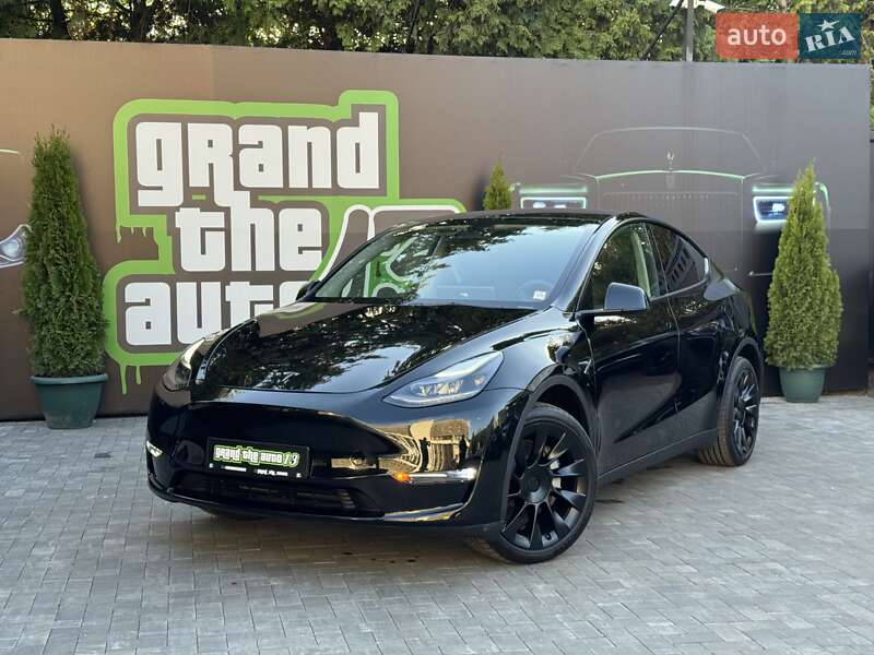 Внедорожник / Кроссовер Tesla Model Y 2023 в Киеве