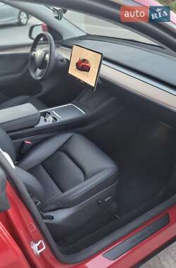 Внедорожник / Кроссовер Tesla Model Y 2023 в 