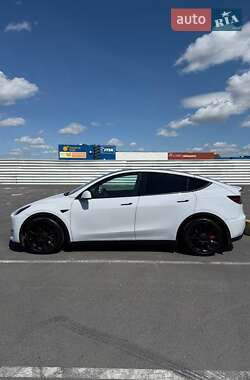 Внедорожник / Кроссовер Tesla Model Y 2022 в 
