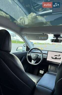 Внедорожник / Кроссовер Tesla Model Y 2022 в 