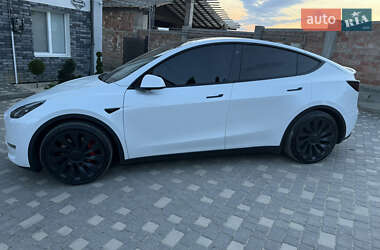 Внедорожник / Кроссовер Tesla Model Y 2022 в 
