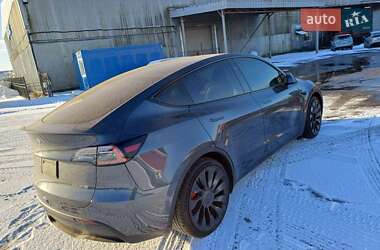 Позашляховик / Кросовер Tesla Model Y 2023 в 