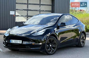Внедорожник / Кроссовер Tesla Model Y 2021 в 