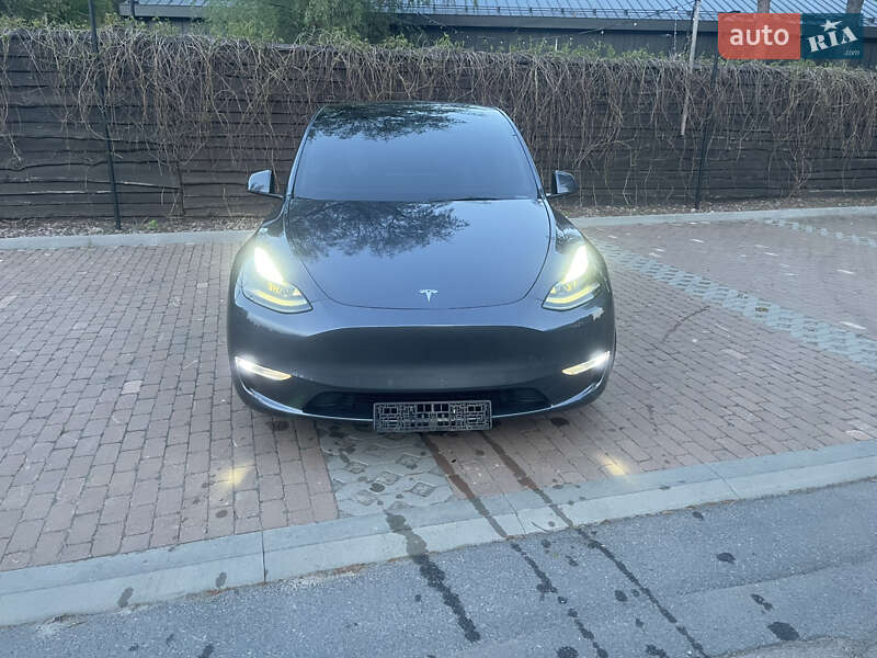 Позашляховик / Кросовер Tesla Model Y 2022 в Києві