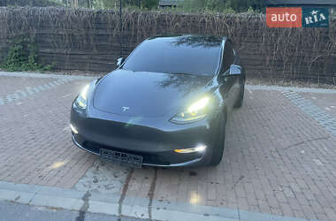 Внедорожник / Кроссовер Tesla Model Y 2022 в 