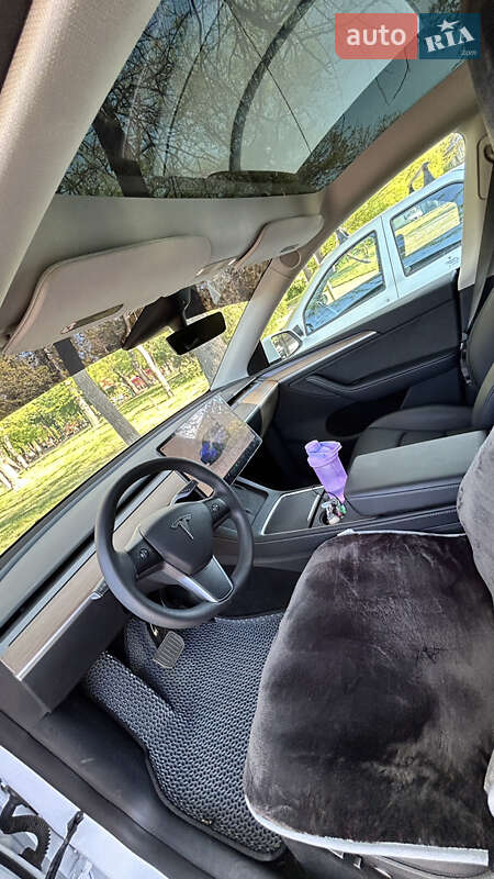 Внедорожник / Кроссовер Tesla Model Y 2023 в Одессе