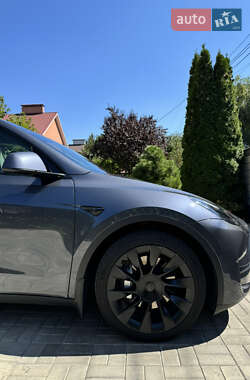 Позашляховик / Кросовер Tesla Model Y 2022 в 